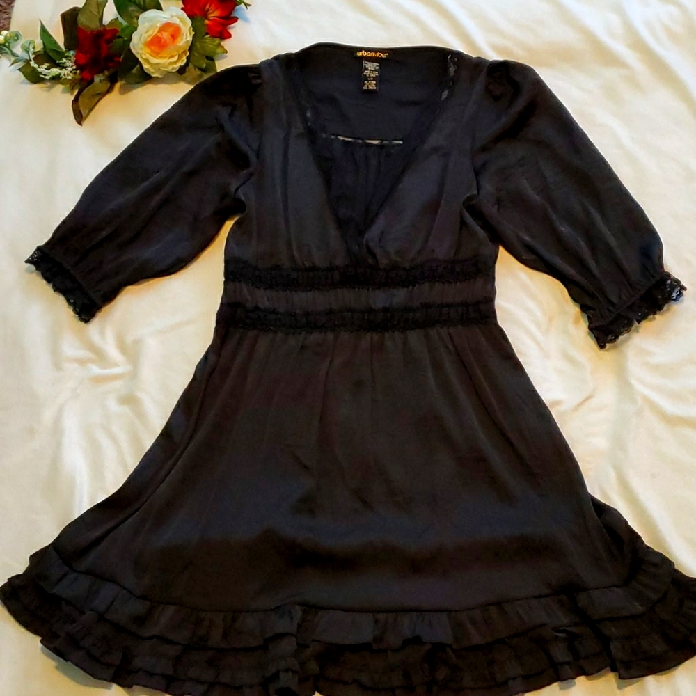 Urban Vibe black dress 🖤